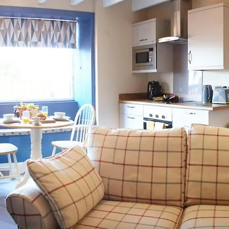 The Annex, Stunning Abbey Views Across The Fields Whitby