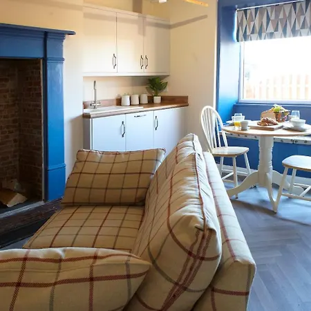The Annex, Stunning Abbey Views Across The Fields Whitby